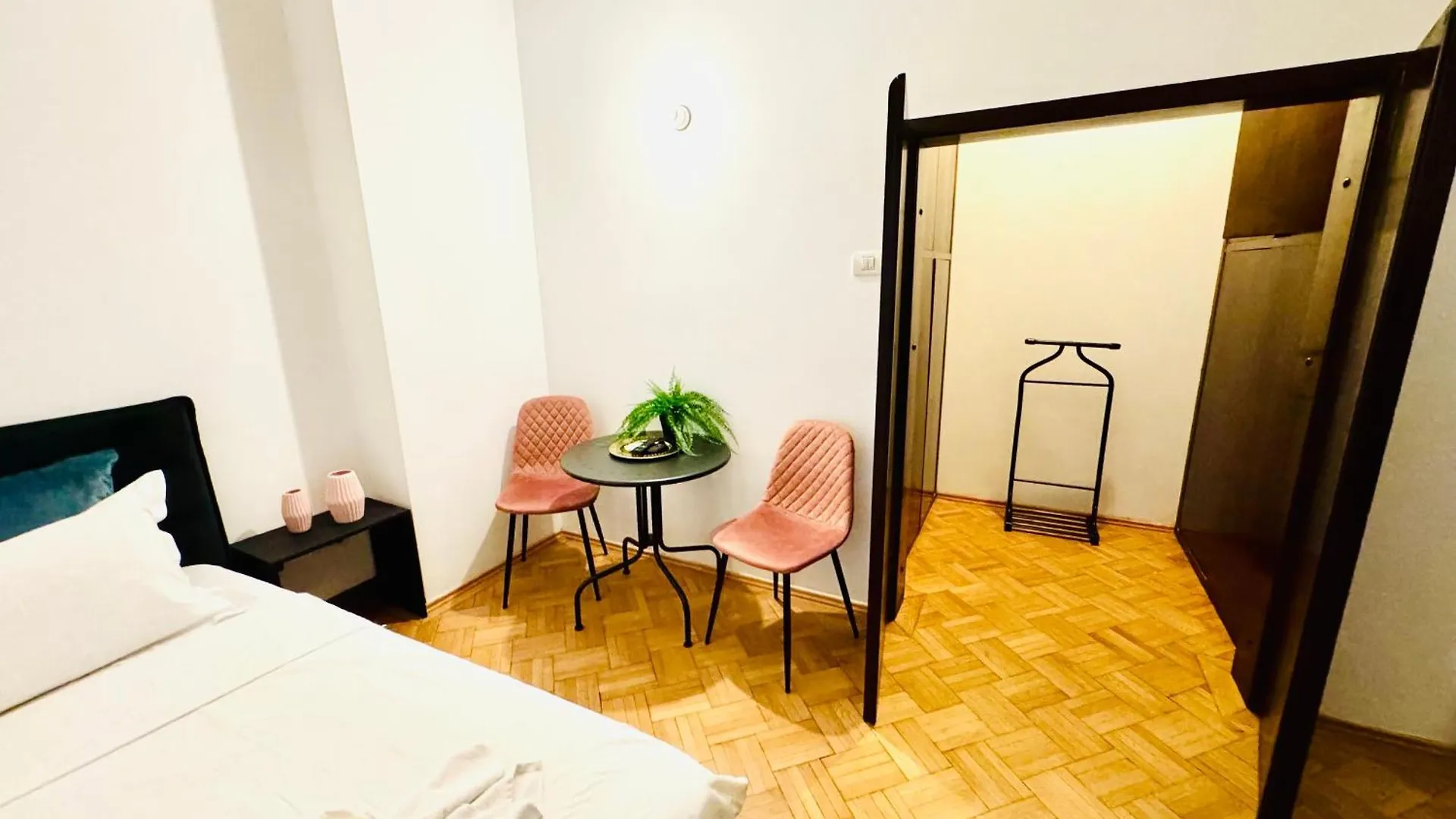 University Square Studio Bucharest Apartment